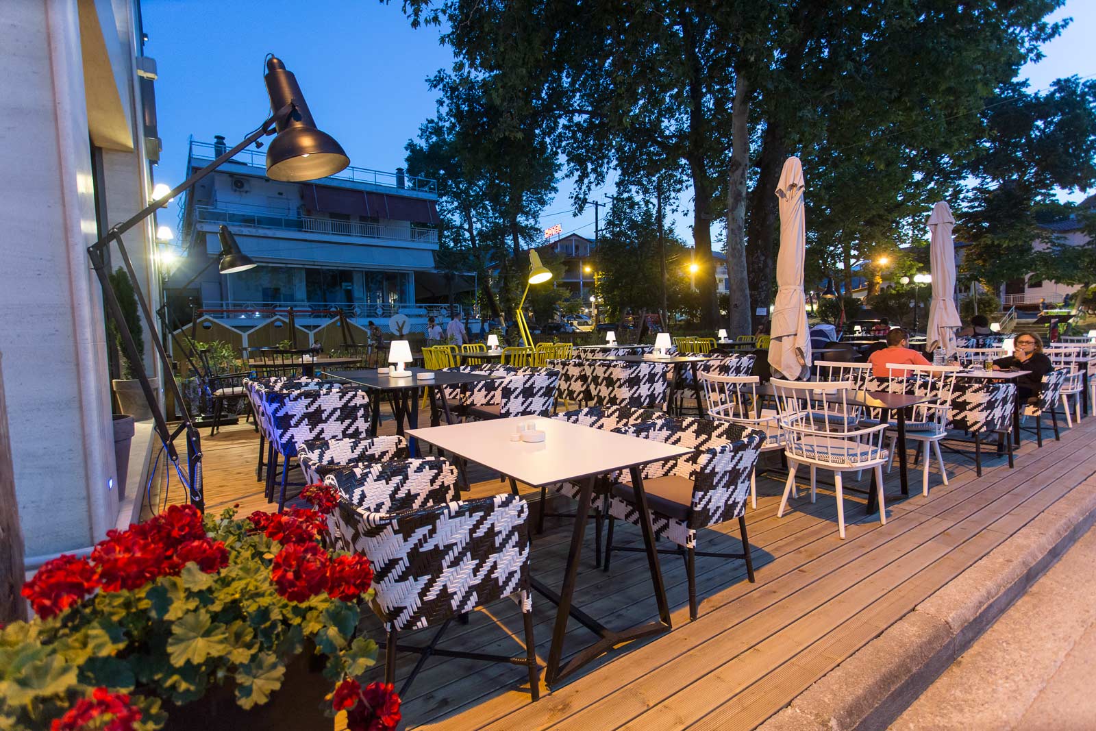 Hotel Porto Marine spoljni bar 1.jpg