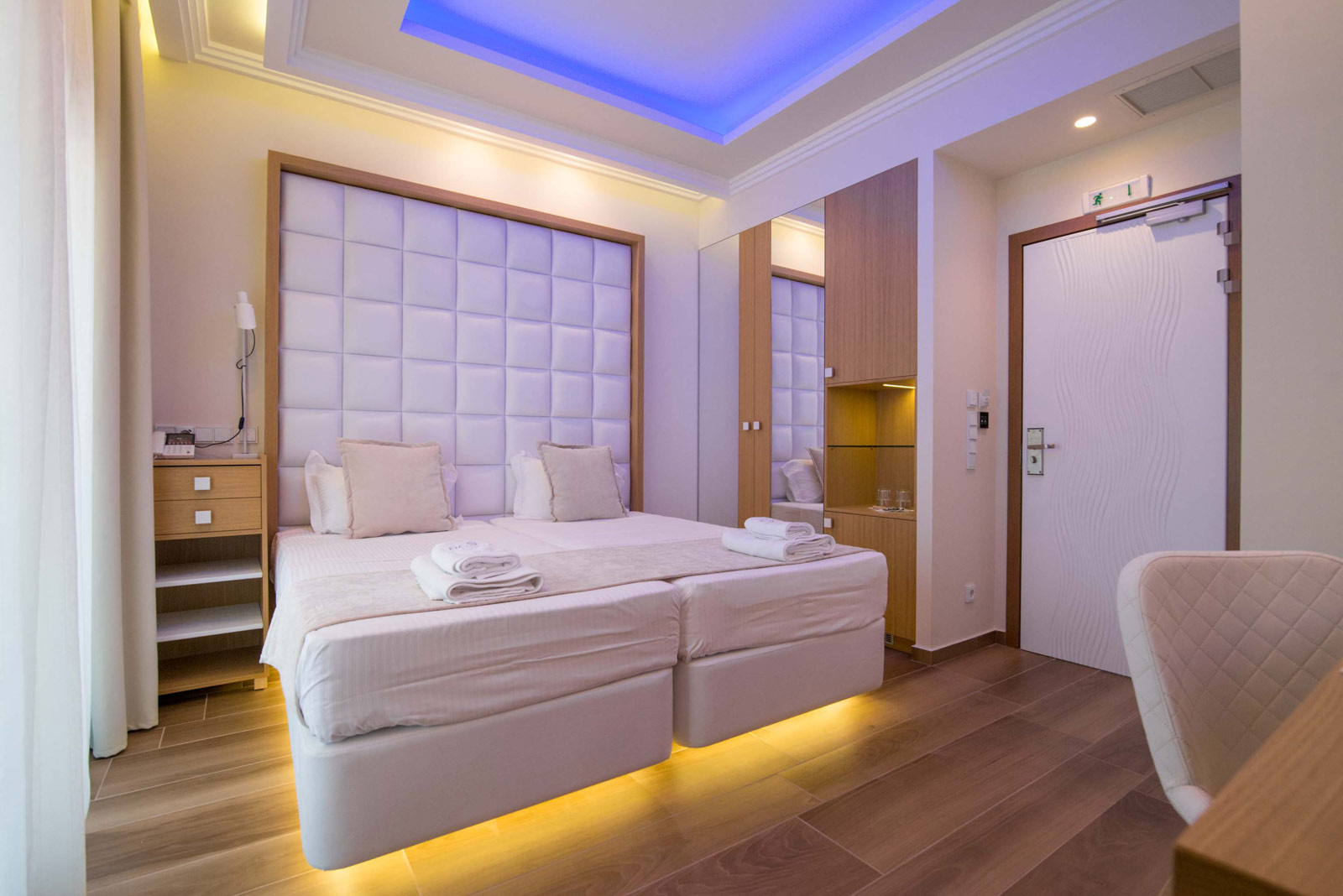 Hotel Porto Marine twin soba.jpg