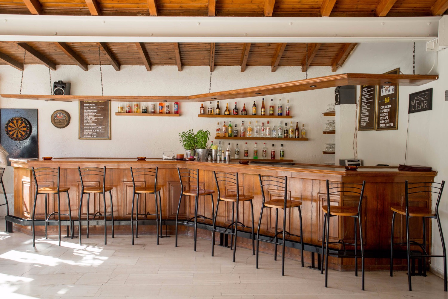 Hotel Popi Star bar 3.jpg