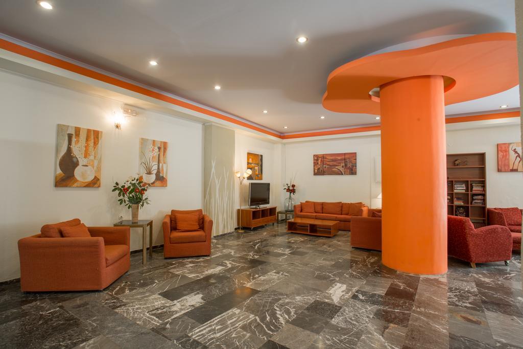 Hotel Popi Star lobi 2.jpg