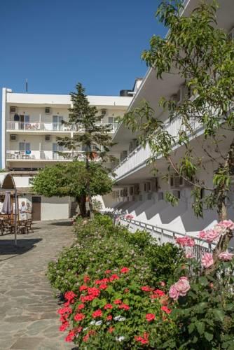 Hotel Popi Star zgrada 1.jpg