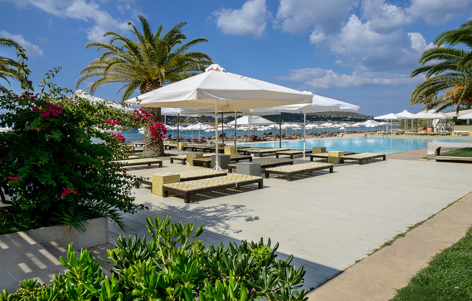 Hotel Plaza Resort bazen.jpg