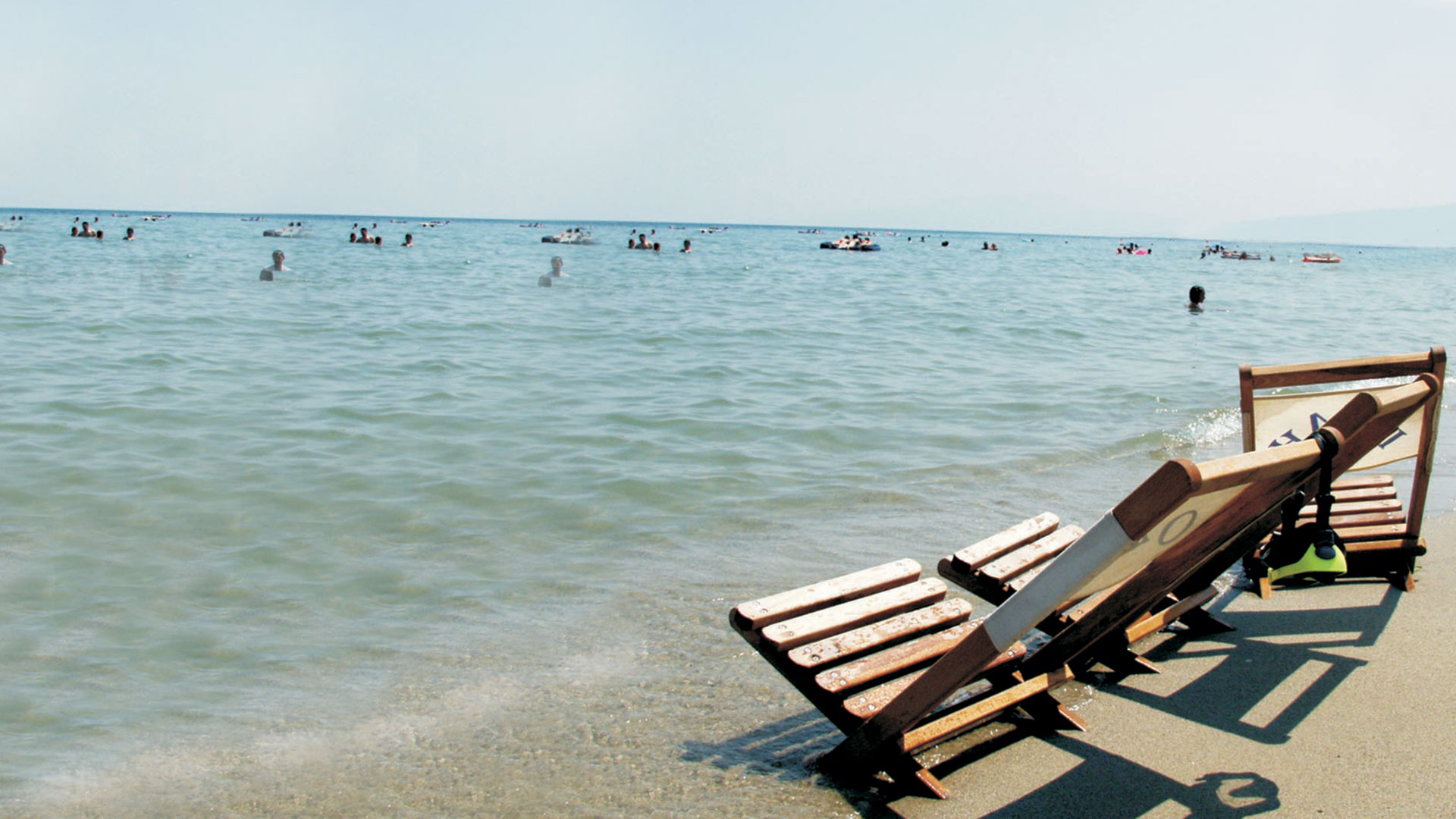 Platon Beach-Ulaz u vodu.jpg