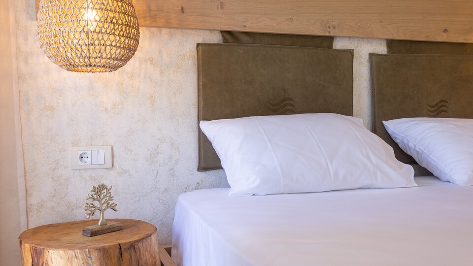 Plataria Sea Side Resort - jastuci.jpg