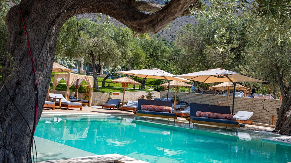 Plataria Sea Side Resort - pogled ka bezenu.jpg