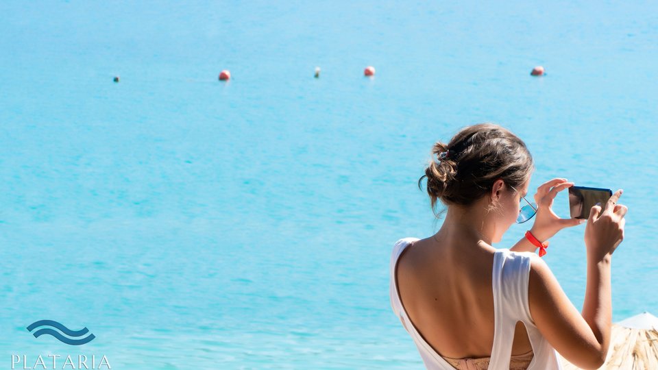 Plataria Sea Side Resort - pogled ka moru.jpg
