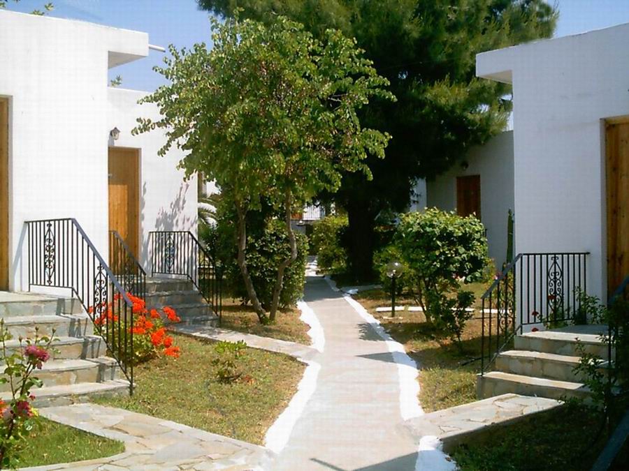 Hotel Petit Village zgrade.jpg