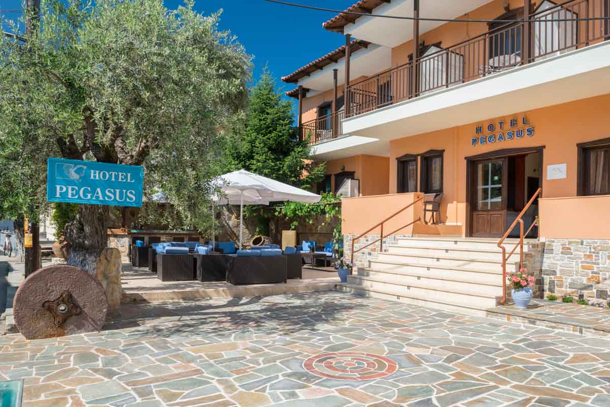 Hotel Pegasus naziv hotela.jpg