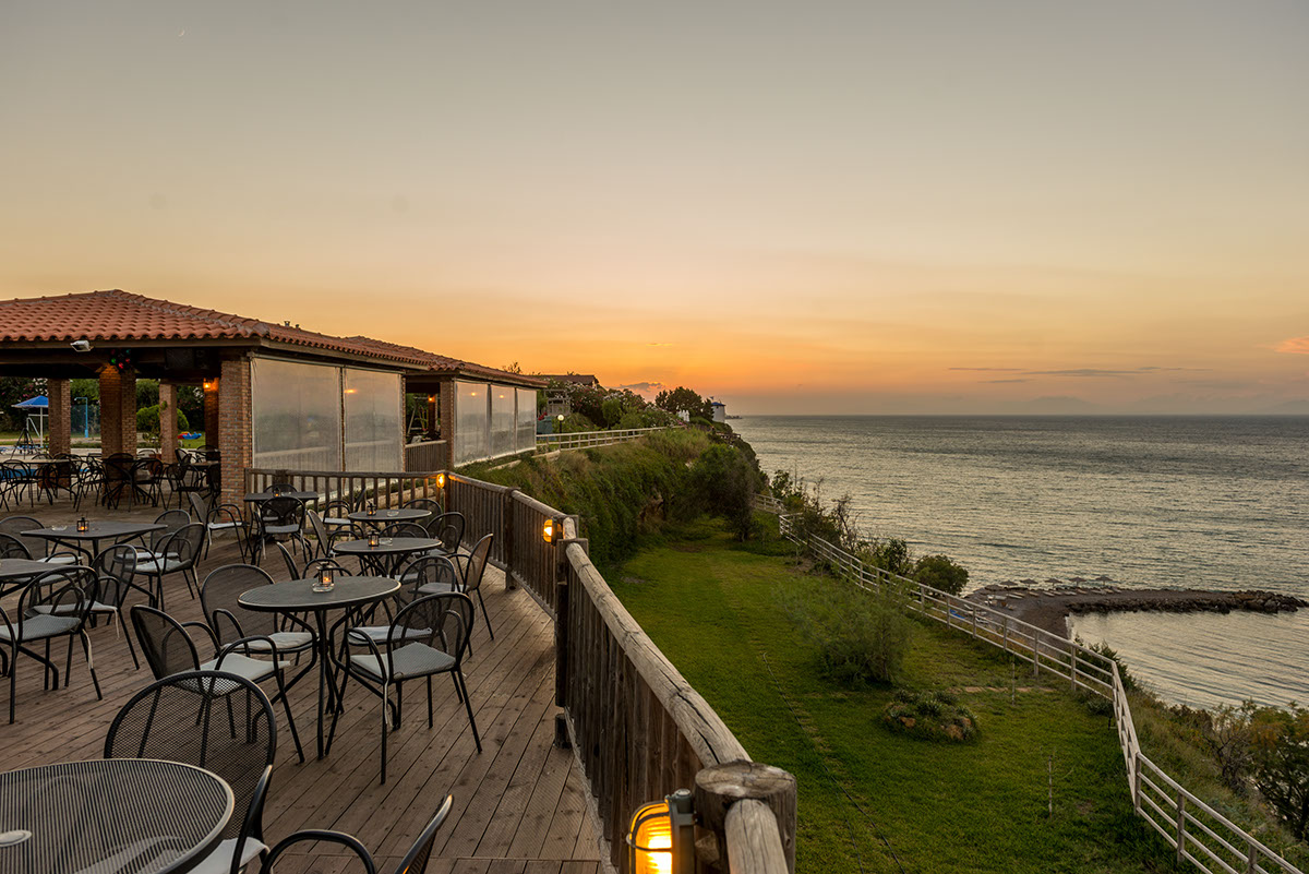 Hotel Pavlina Beach bar 1.jpg