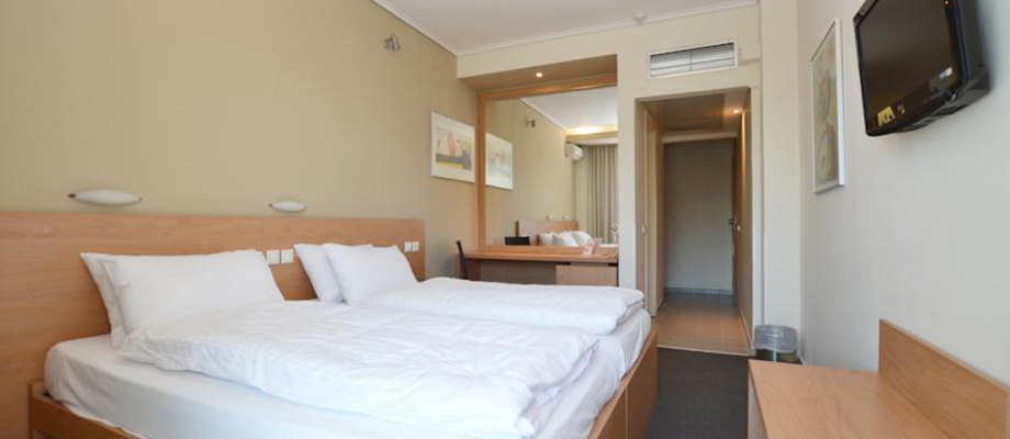 Hotel PArk soba 2.jpg
