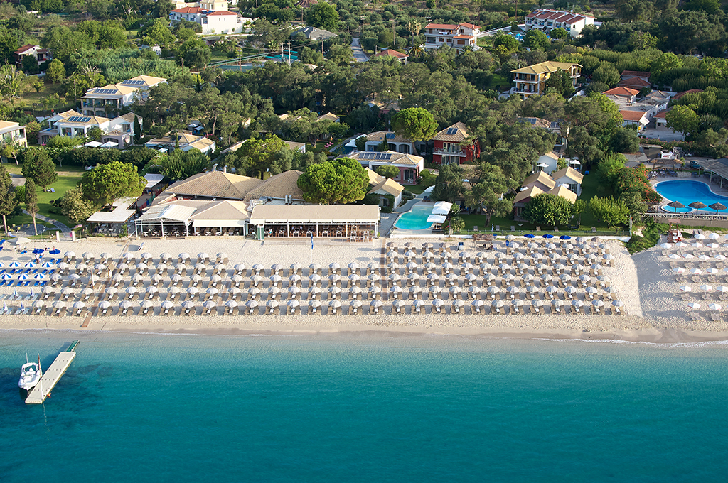 Hotel Parga Beach Resort pogled s mora.jpg