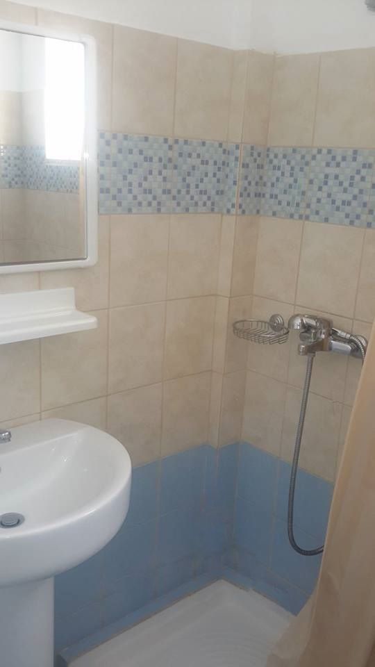 Hotel Pantheo Hall kupatilo.jpg