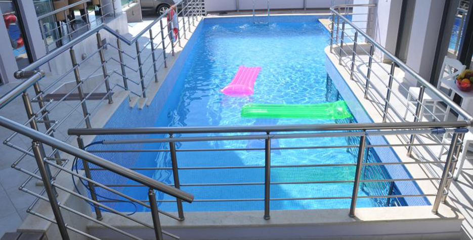 Hotel Panorama Inn bazen.jpg
