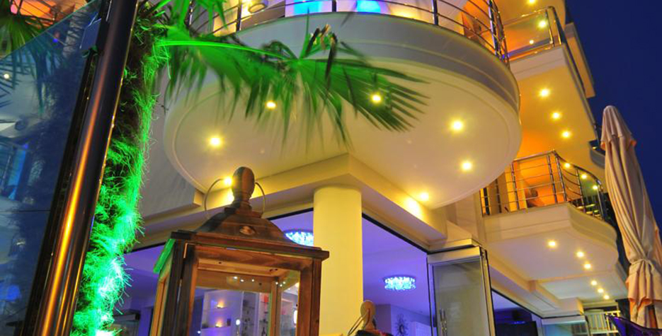 Hotel Panorama Inn zgrada 1.jpg