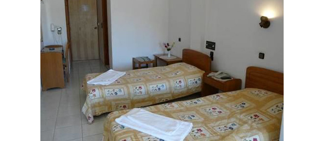 Hotel Oscar soba 1.jpg