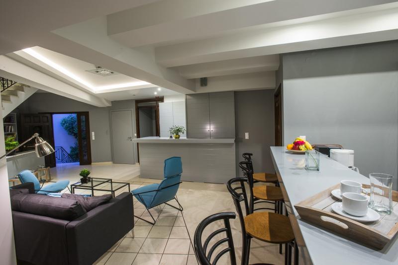 Hotel Oriana lobi i recepcija.jpg