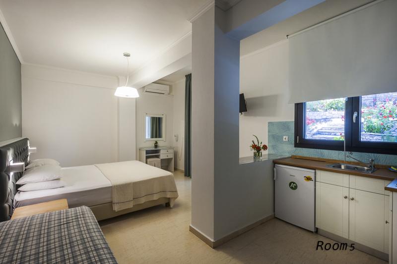Hotel Oriana soba 4.jpg