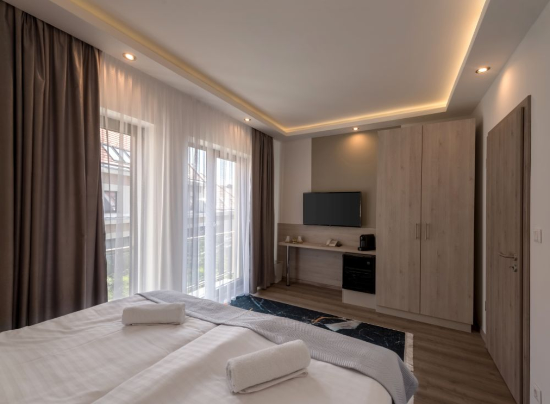 Fibula Residence Hotel & Wellness dvokrevetna soba.jpg