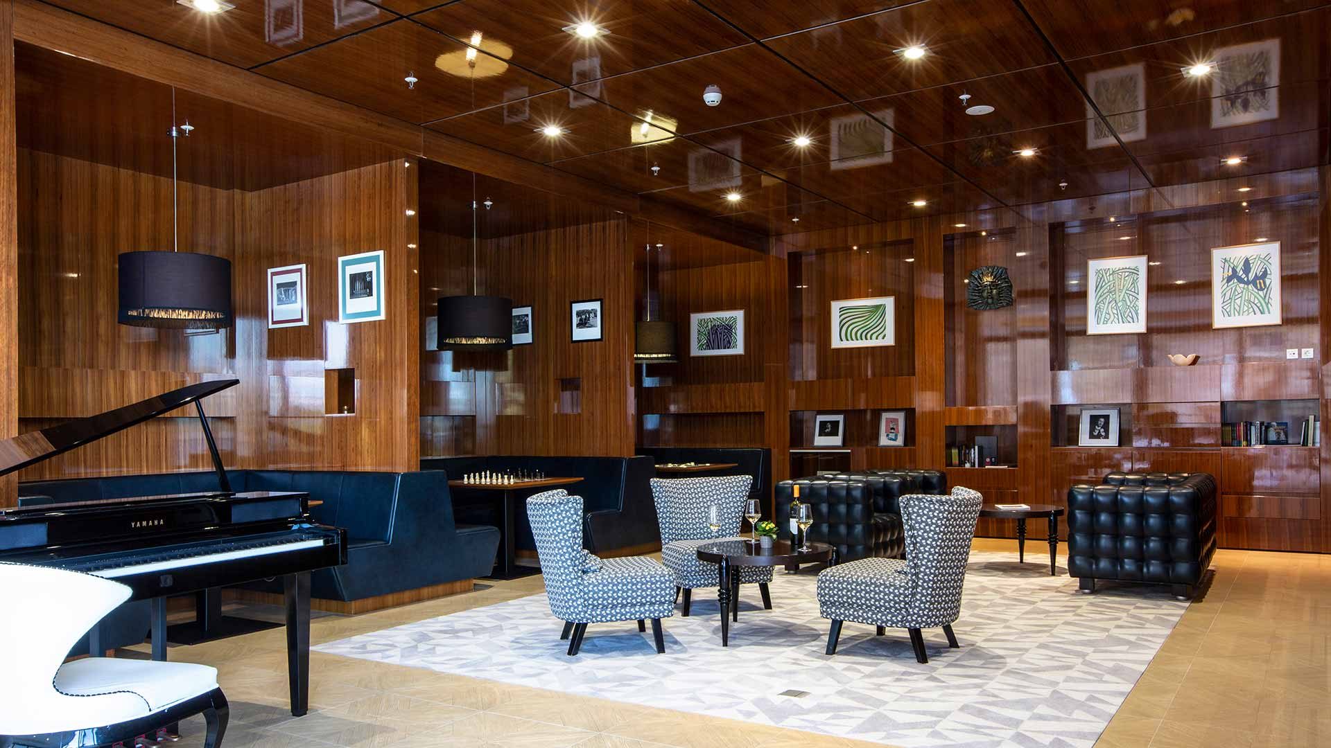 Amadria Park Hotel Royal-Royal Club kafe.jpg