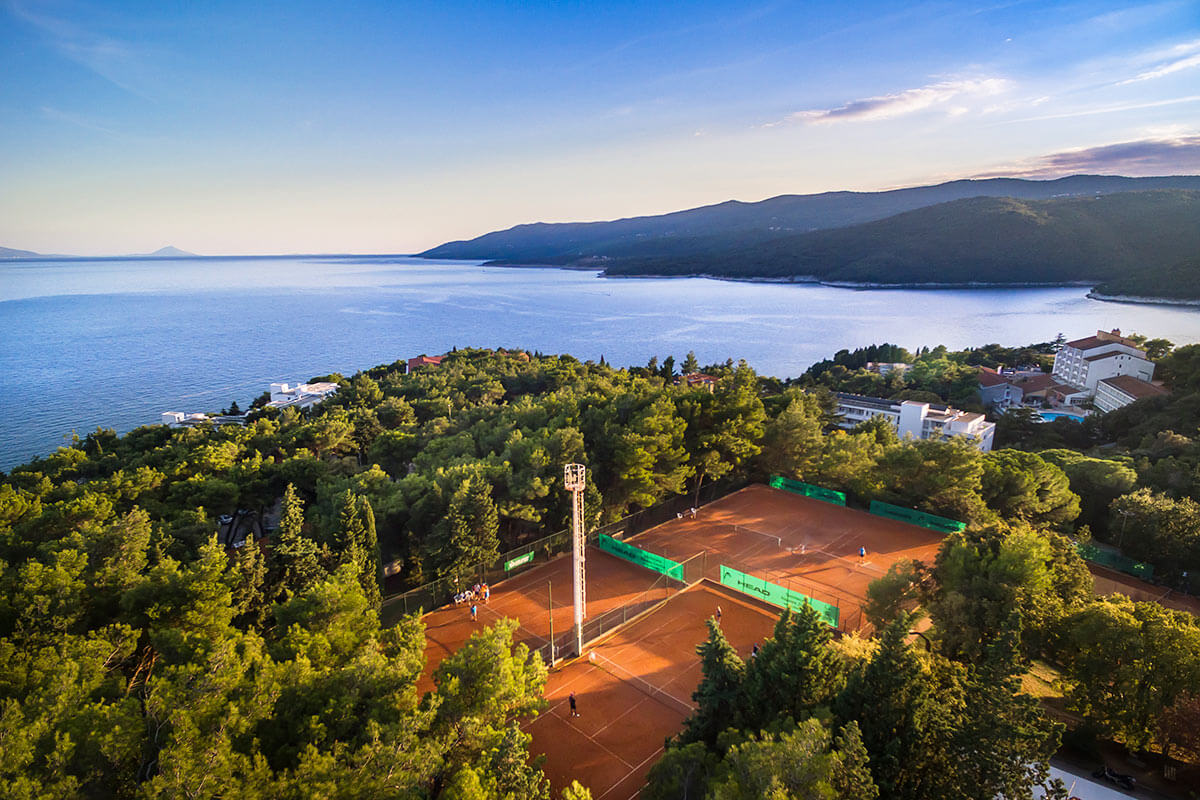 Hotel & Casa Valamar Sanfior-Teniski tereni.jpg