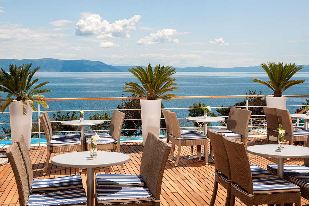 Hotel & Casa Valamar Sanfior-Terasa restorana.jpg