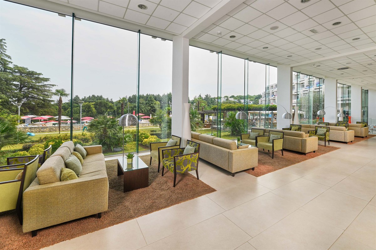 Mediteran Plava Laguna-Lobby.jpg