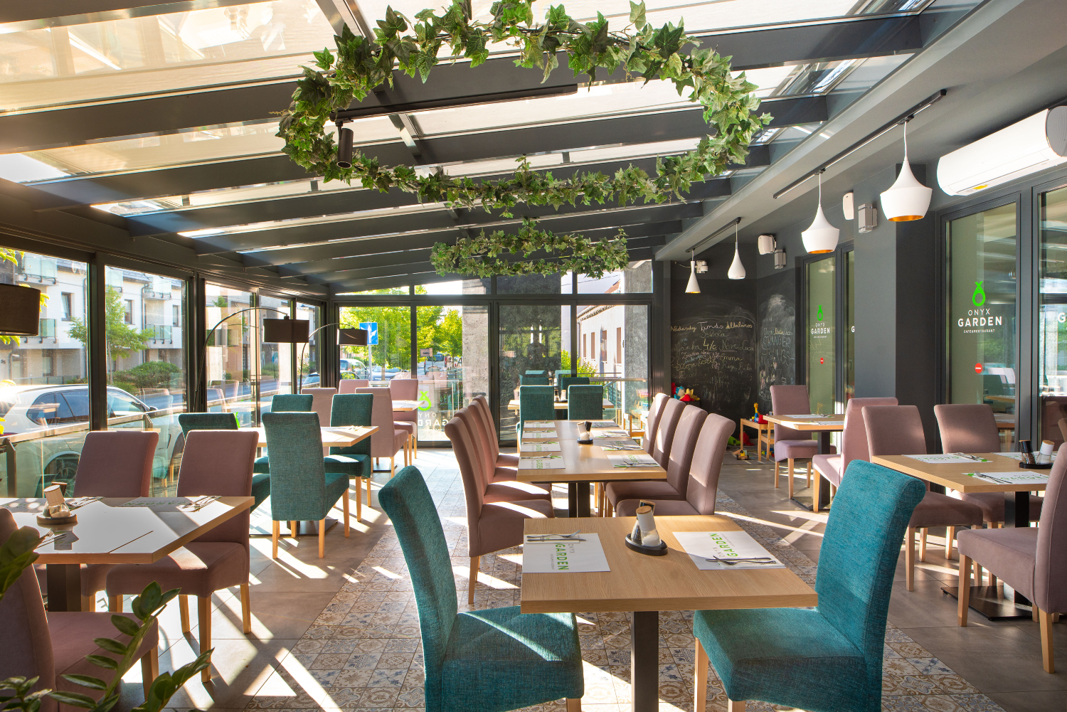 Onyx Luxury restoran.jpg