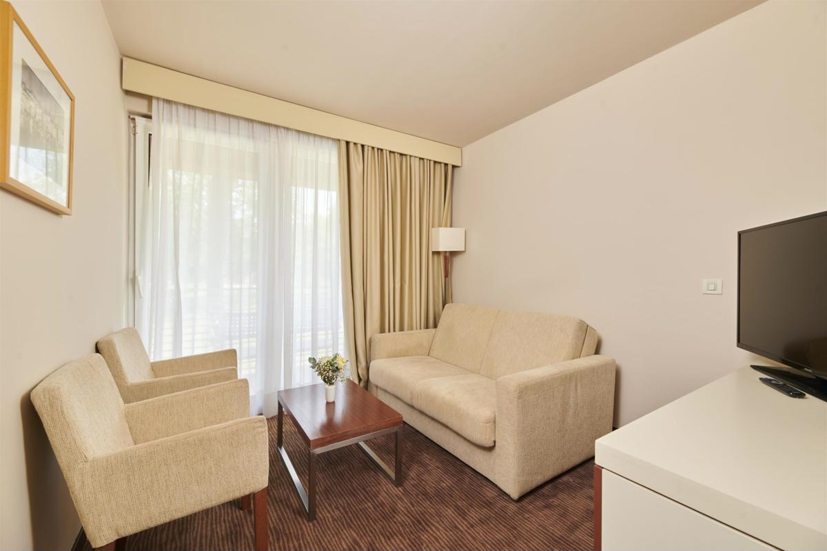 Albatros Plava Laguna Hotel-Suite balkon.jpg