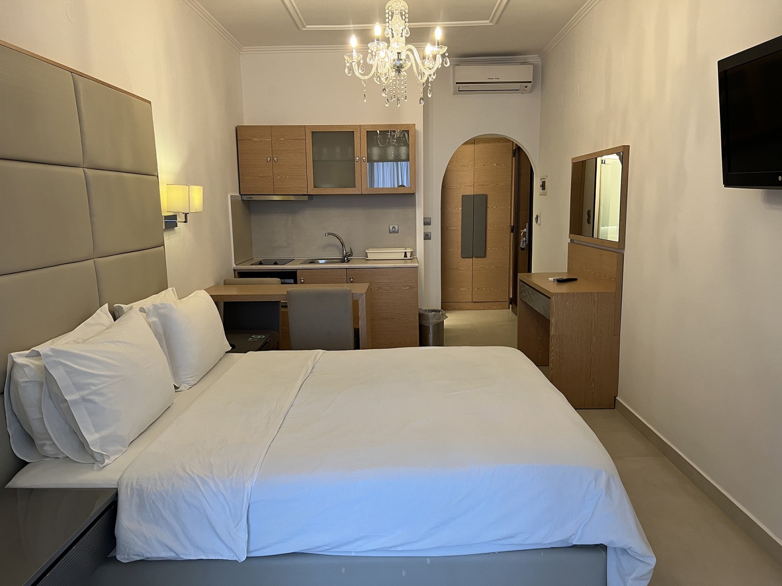 Hotel Valtos Beach-Studio.jpg