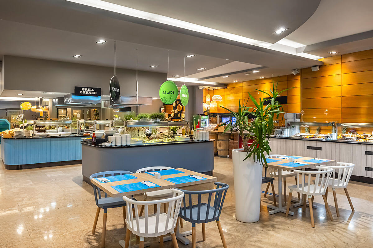 Hotel Valamar Crystal-Restoran.jpg