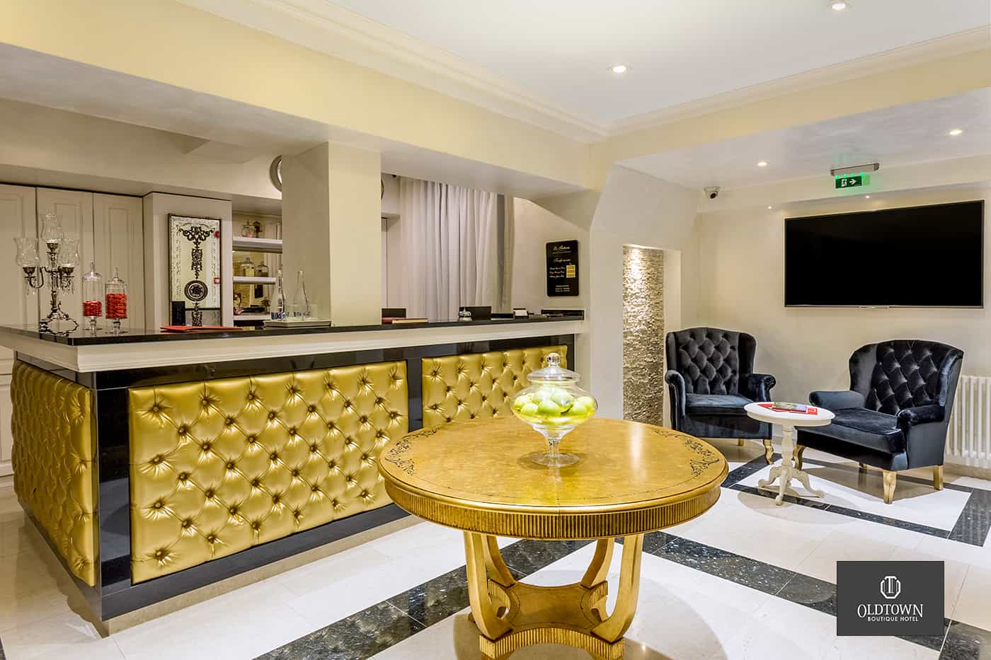 Old town Boutique hotel lobi.jpg