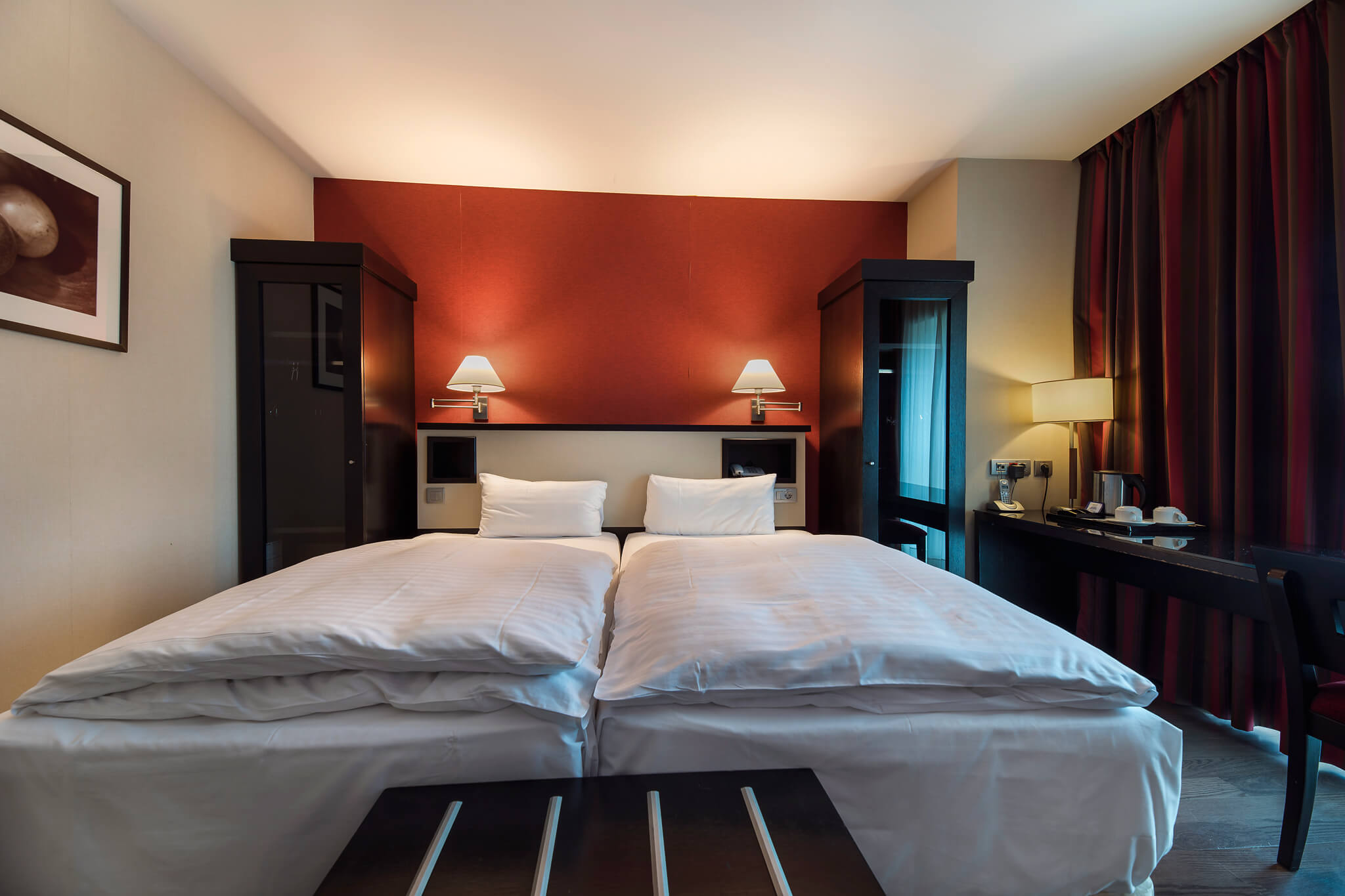 CH Bukurest hotel soba.jpg