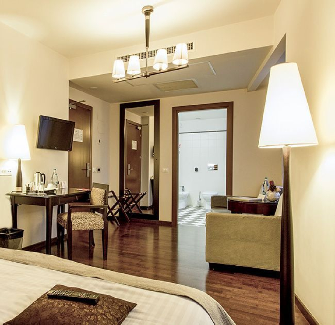 Europa Royale Bucharest apartman.jpg