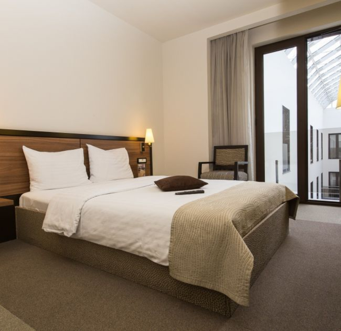 Europa Royale Bucharest izgled sobe.jpg