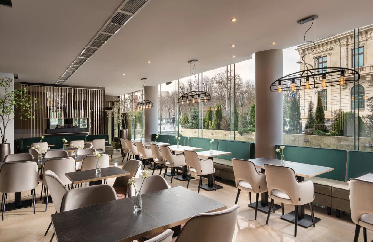 Leonardo hotel Bucharest City restoran.jpg