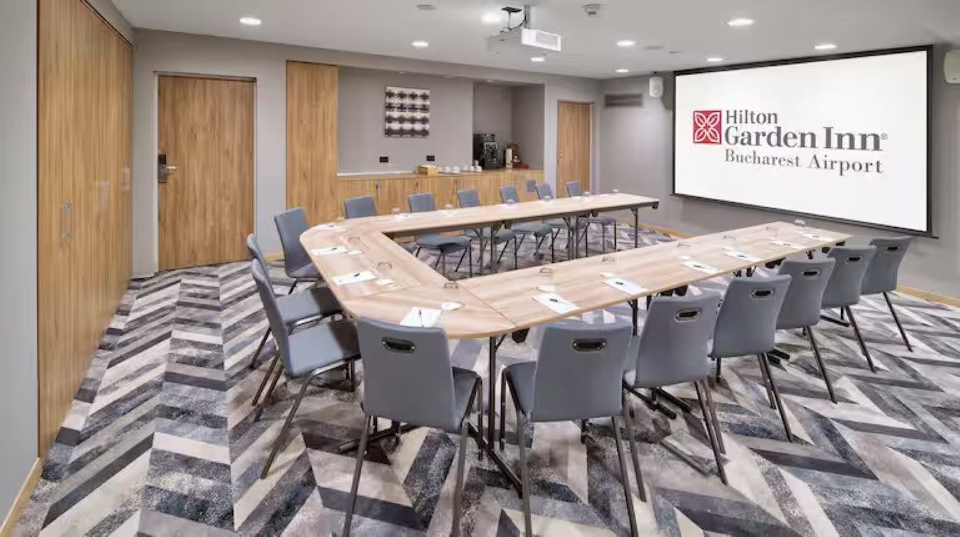 Hilton Garden Inn Bucharest Airport-Konferencijska sala.jpg