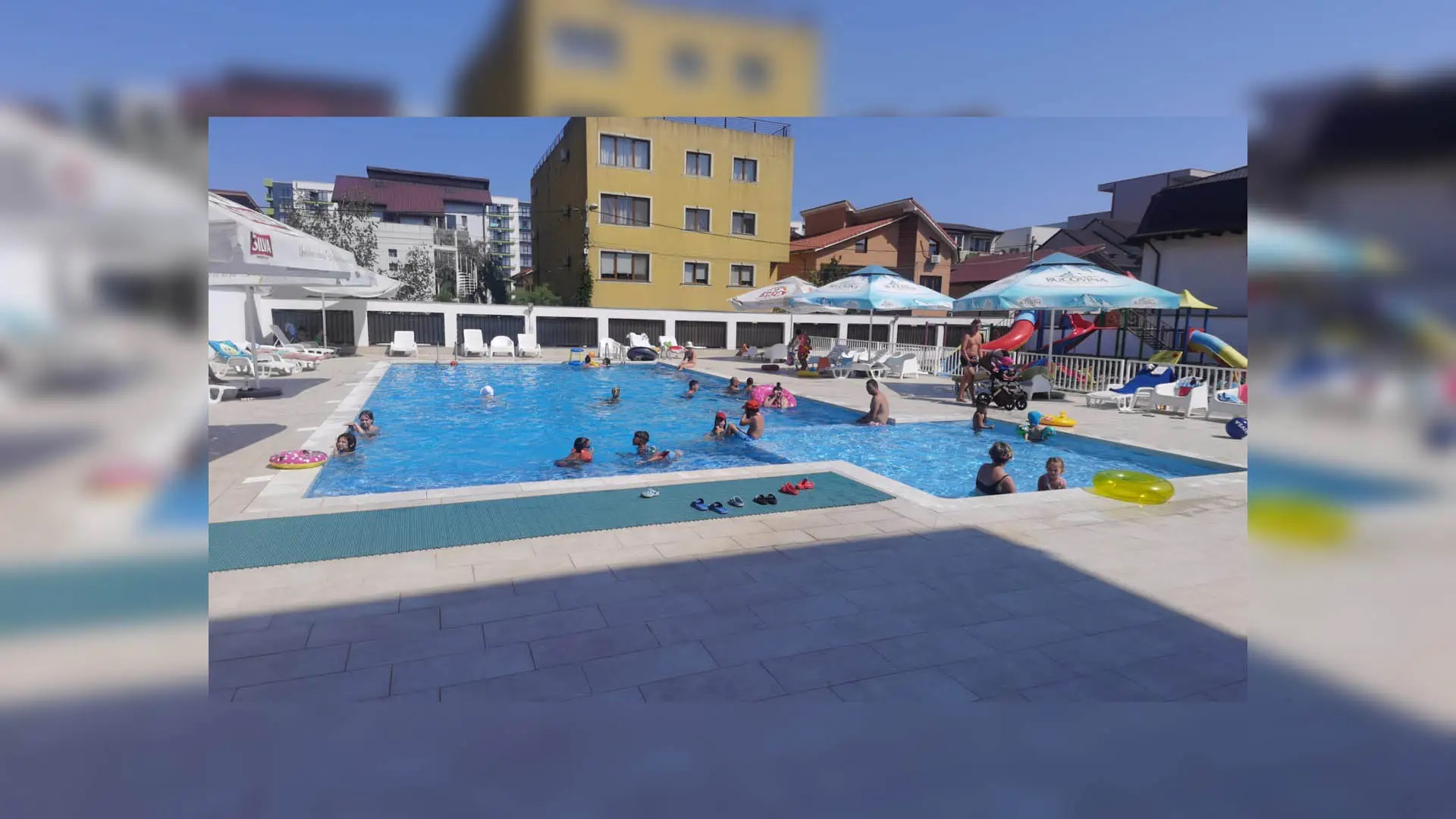 Sangria Luxury Family-Kompleks bazena.jpg