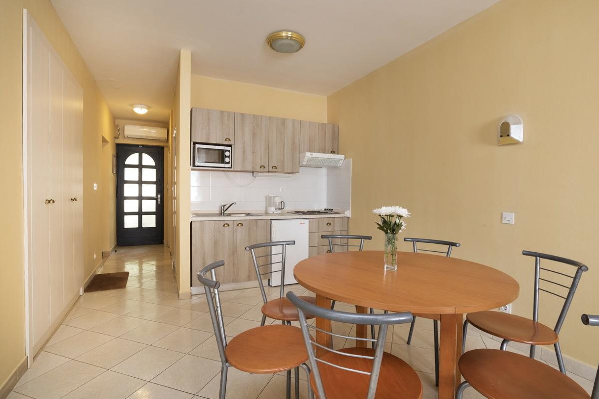 Apartments Amfora Plava Laguna-Premium apartman za sedmoro.jpg