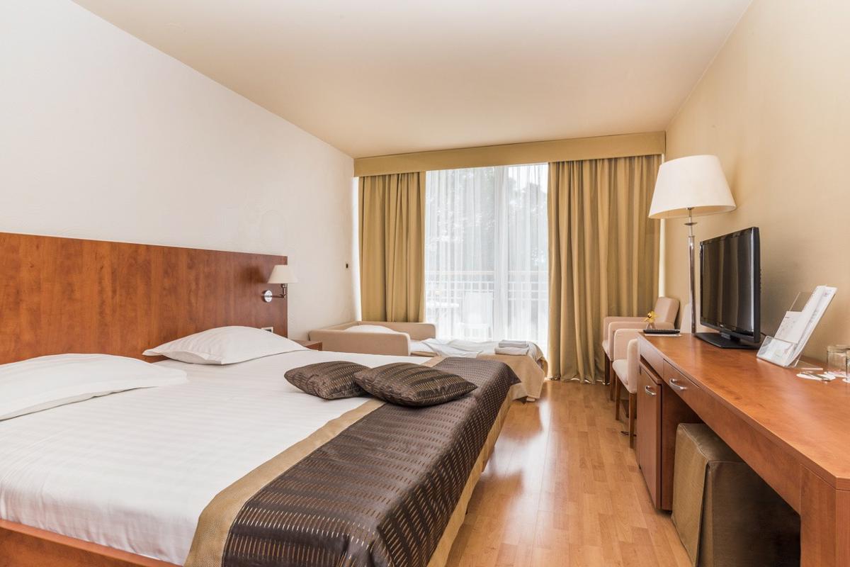 Hotel Sol Umag-Classic soba pomocni lezaj.jpg