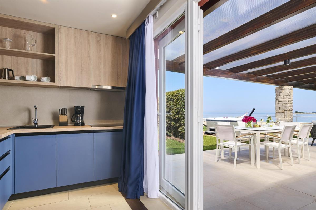 Istrian Villas Plava Laguna-Premium vila uz plazu.jpg