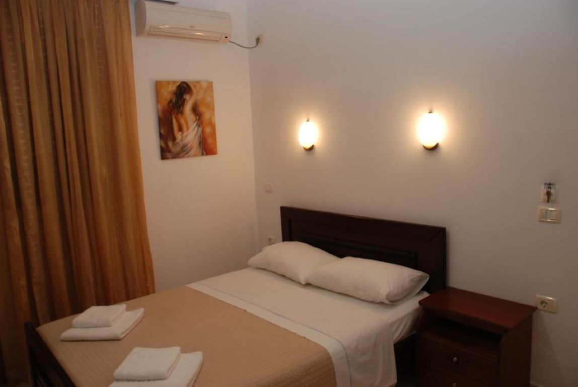 Hotel Mano-Standardna soba.jpg
