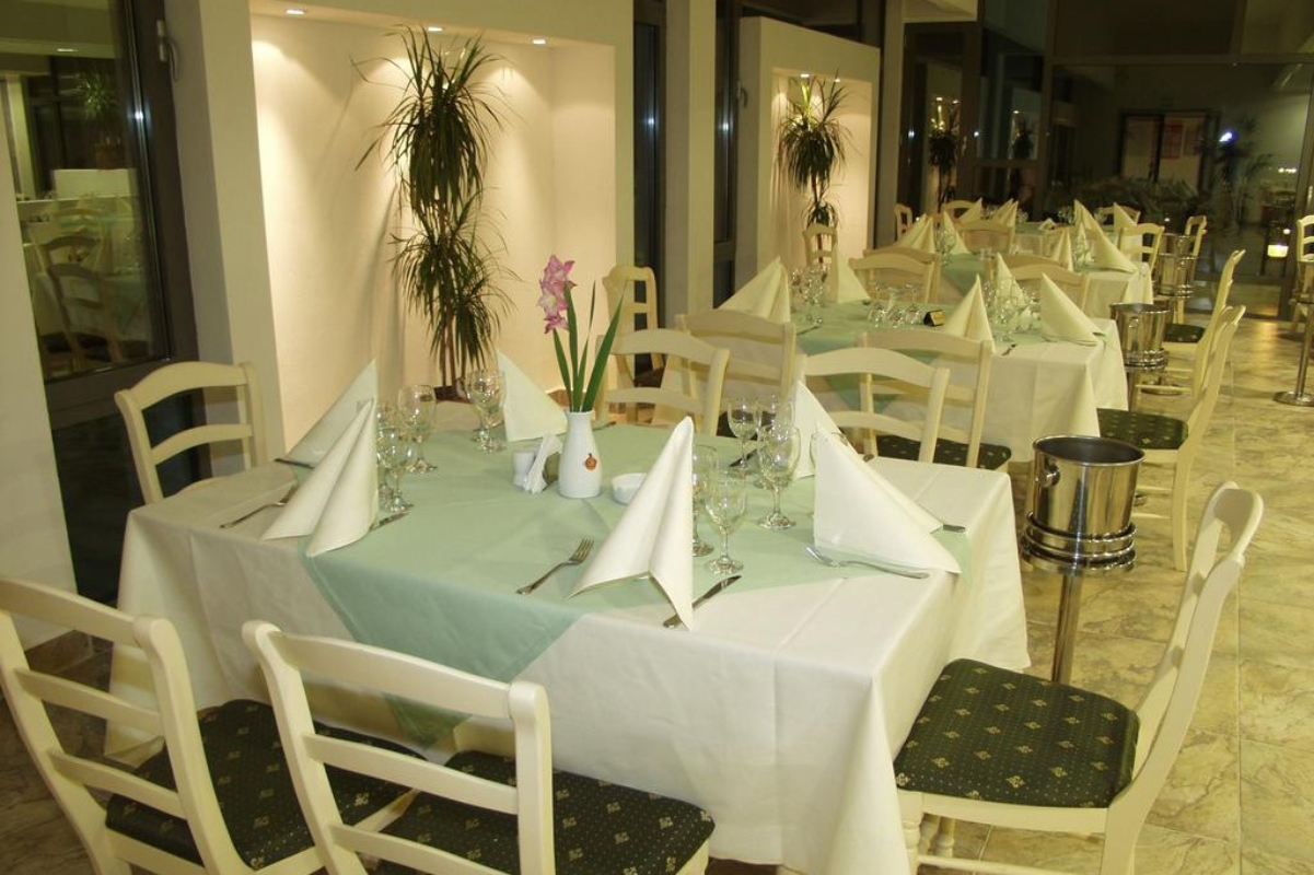 Cocor Spa hotel restoran.jpg