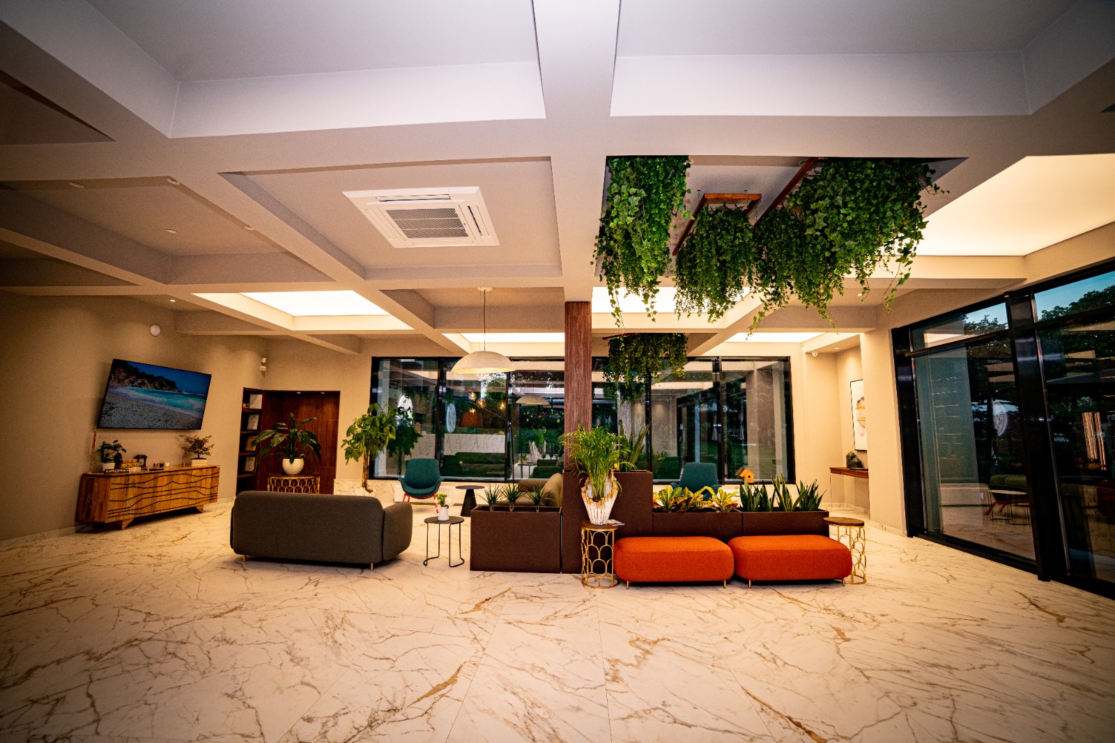 Hotel Corina lobi.jpg