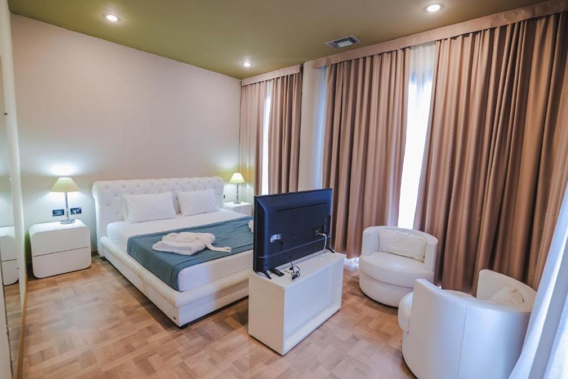 Hotel Rapos Resort-Suite.jpg