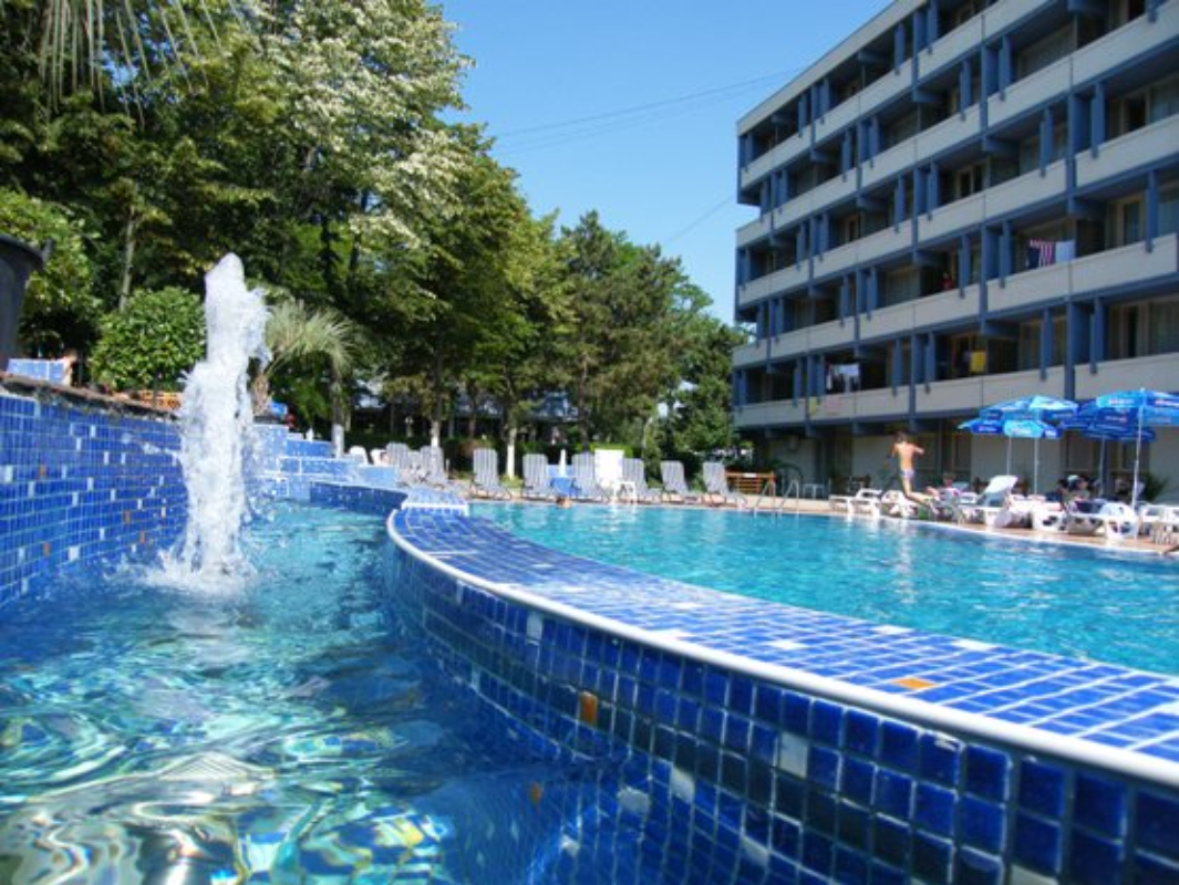 Hotel Sunquest izgled bazena.jpg