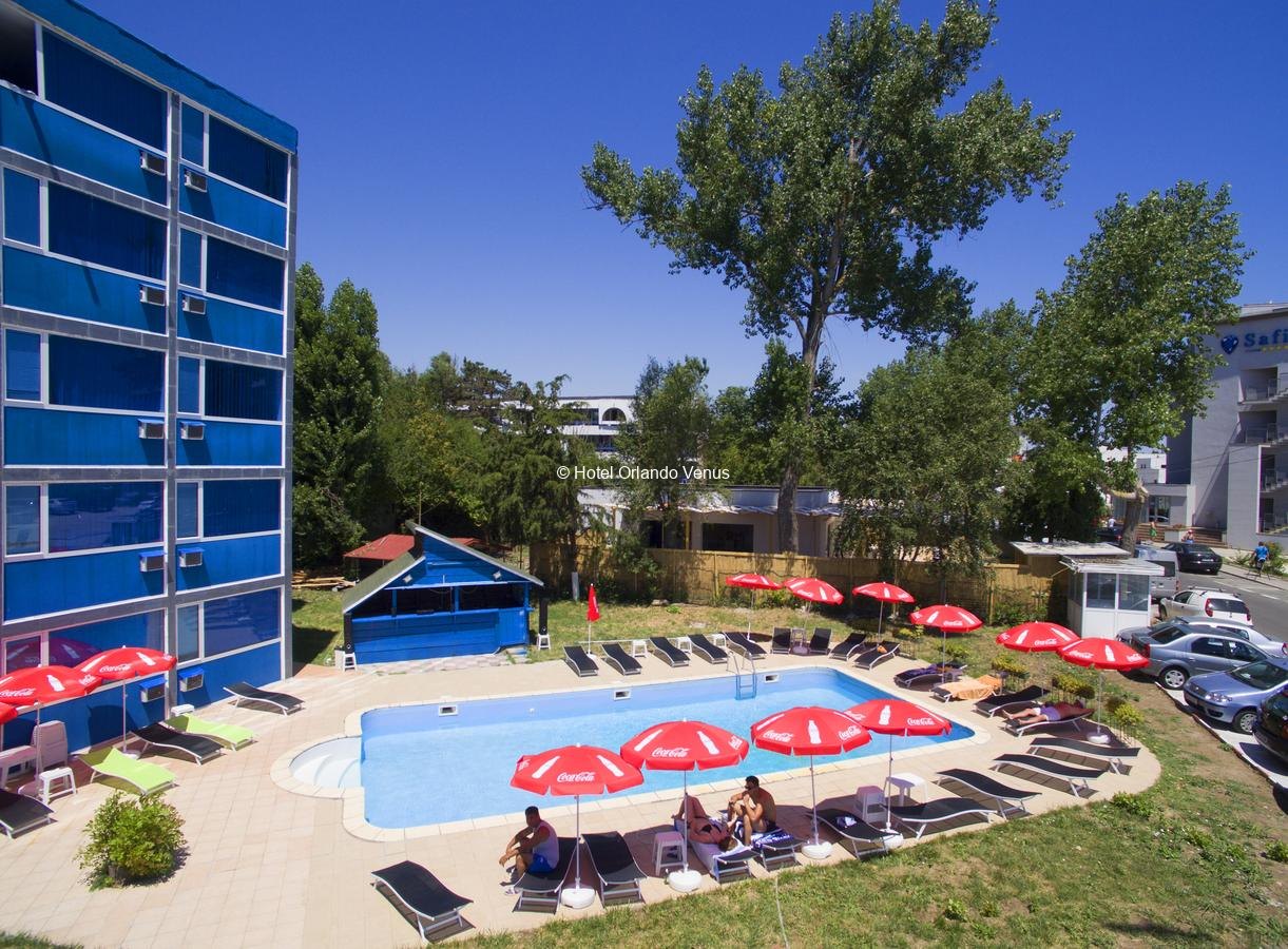 Hotel Venus izgled bazena.jpg