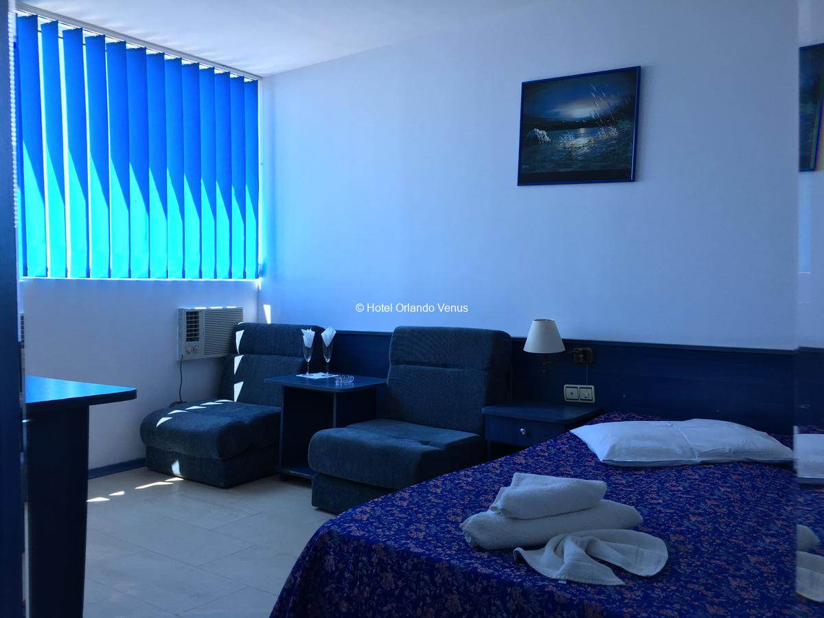 Hotel Venus soba.jpg