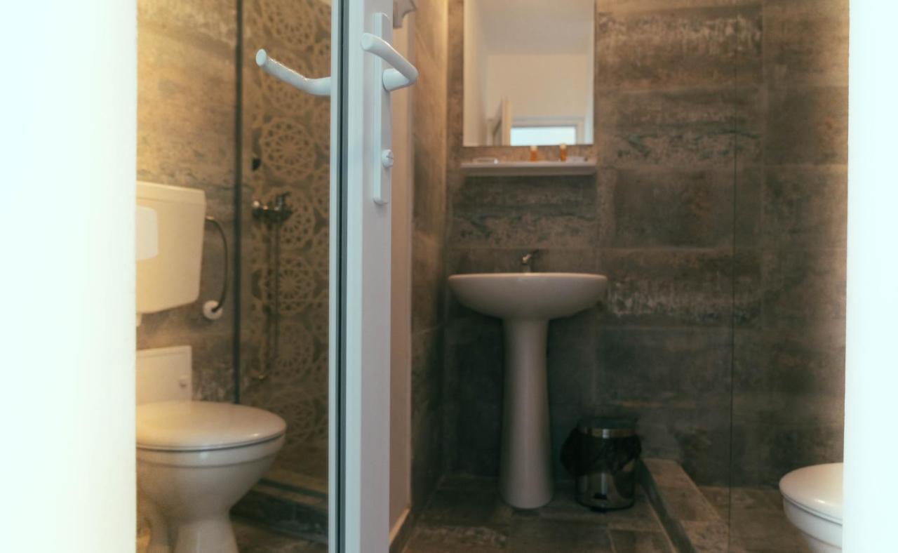 Hotel Anca kupatilo.jpeg