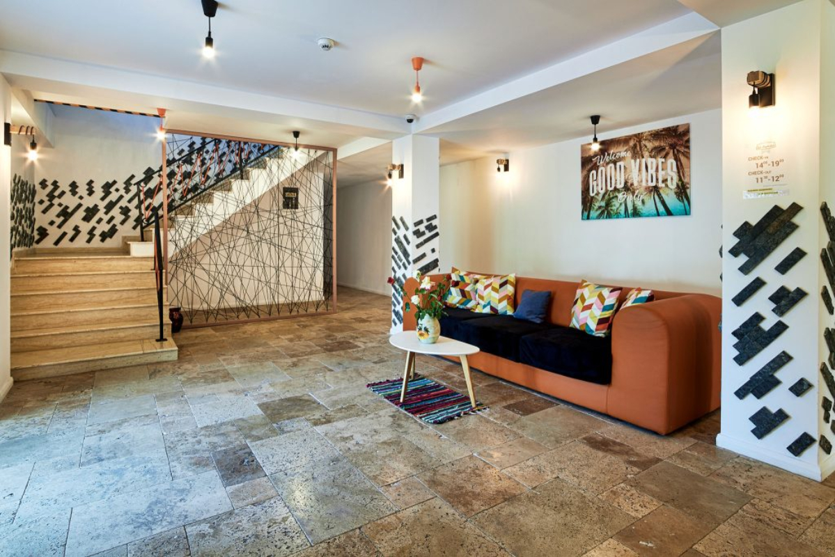 Hotel Los Anghleos lobi.jpg