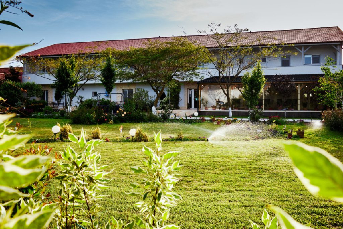 Hotel Los Anghleos.jpg
